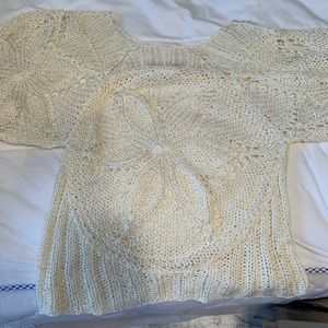 Woven knitted top